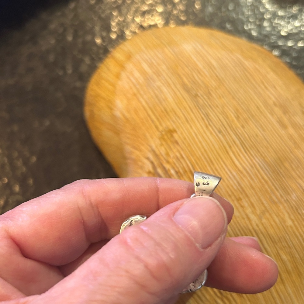 Brevard sterling silver with topaz and citrine stone on bail. - Picture 5 of 6